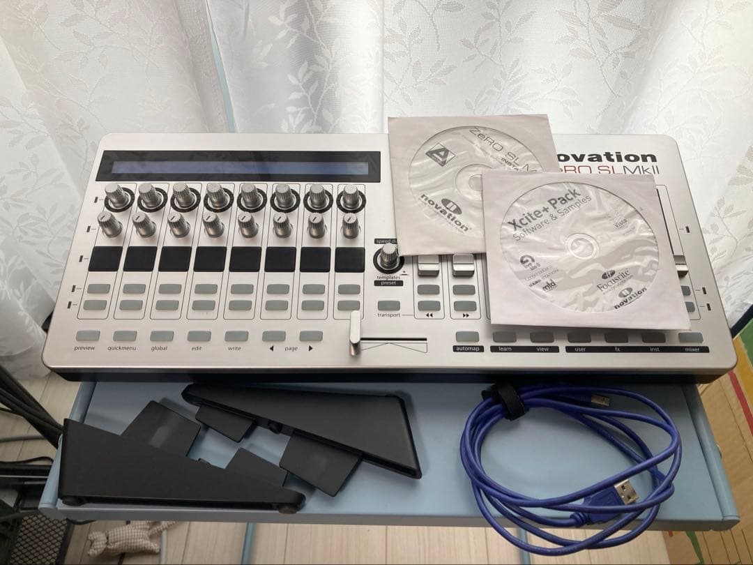 Novation ZeRO SL MkII／MIDIコントローラー