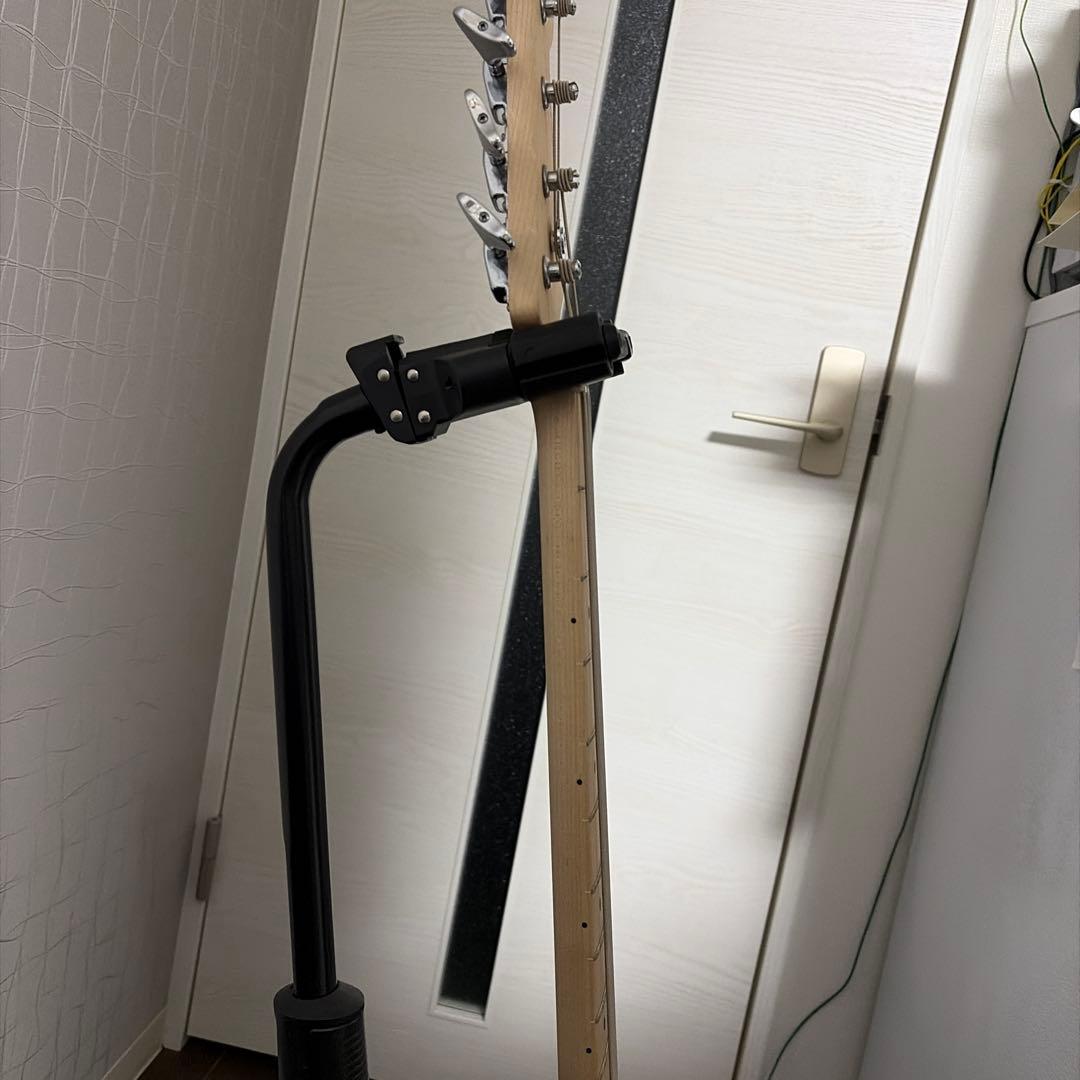 与*）様 【中古改造品】Squier by Fender Bronco™ Bas