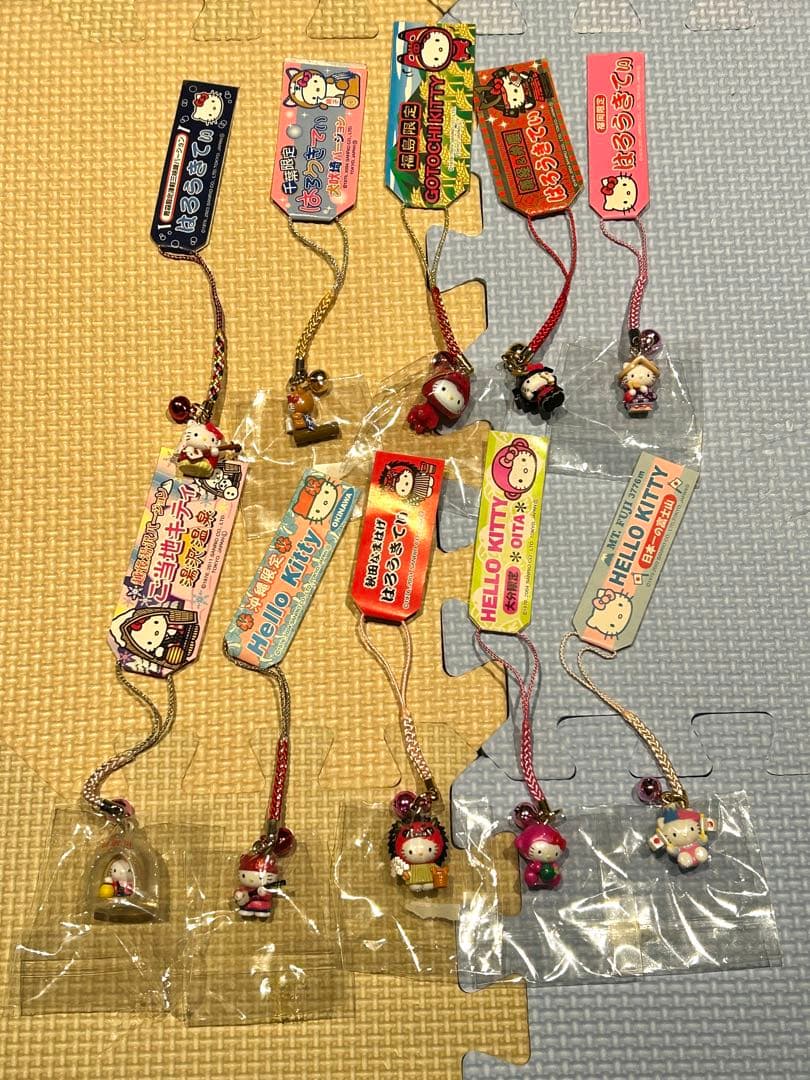 レア　ご当地キティ　サンリオ　根付け　ストラップ　100点