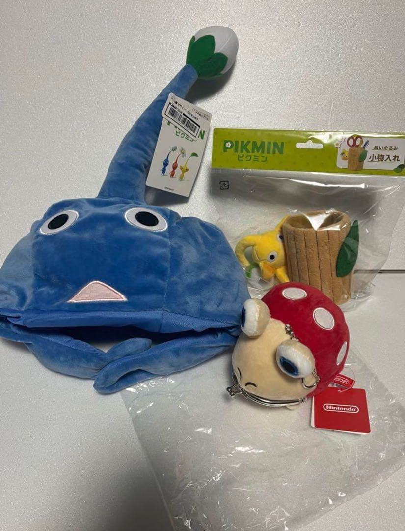 一番くじ　ピクミン　C賞　蓋つき小物入れ　ブランケット　ステーショナリー等