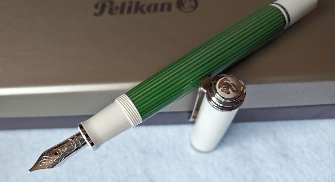限定品　万年筆　ペリカン　スーベレーンM605　グリーンホワイト　ペン先M　中字
