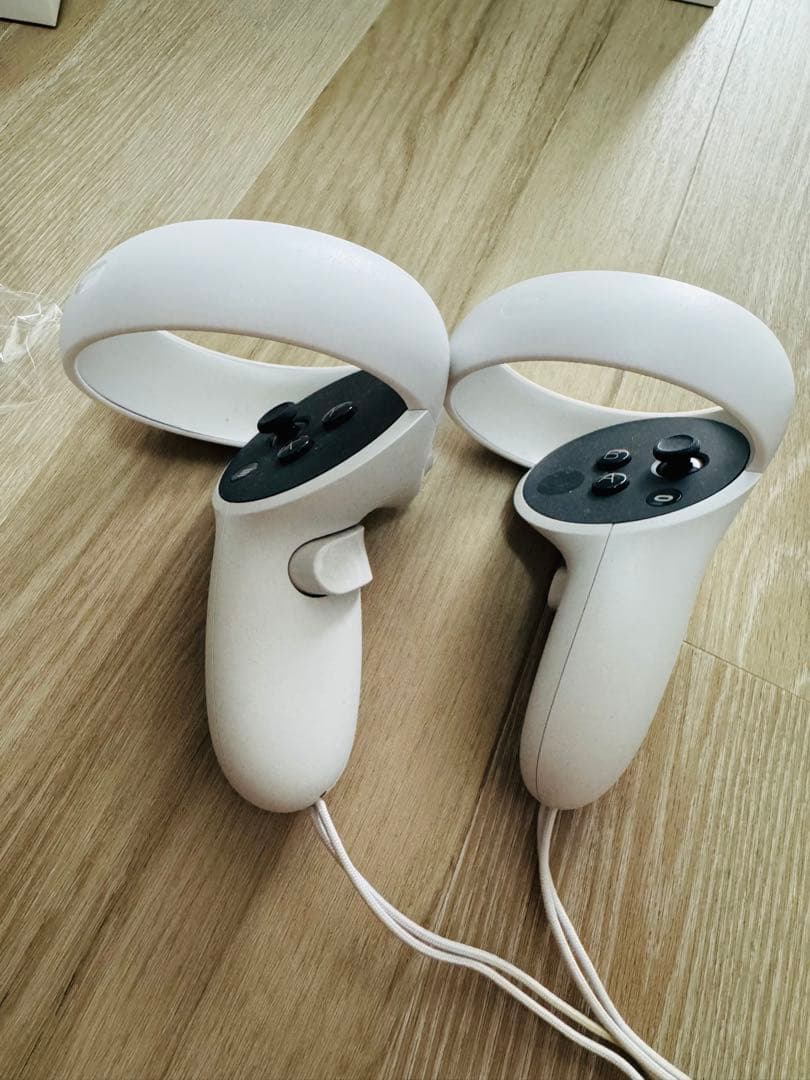 【中古美品！】 Quest 2 128GB +交換用ヘッドギアセット