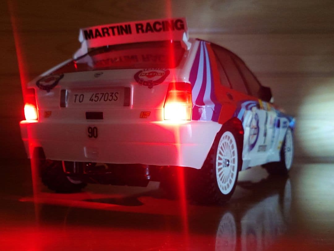 田宮RCランチアデルタインテグラーレLEDライト付＆プロポバッテリ…完成品セット