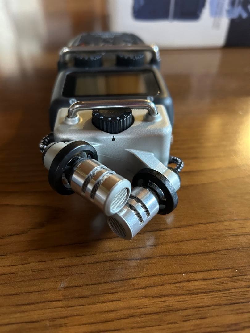 ZOOM H5 ハンディレコーダー　ケース、ウィンドスクリーンなど付属品付き