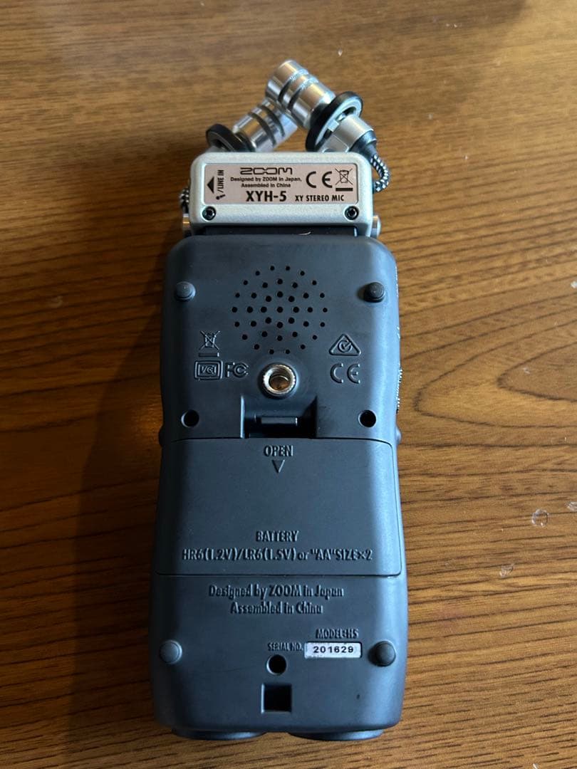 ZOOM H5 ハンディレコーダー　ケース、ウィンドスクリーンなど付属品付き