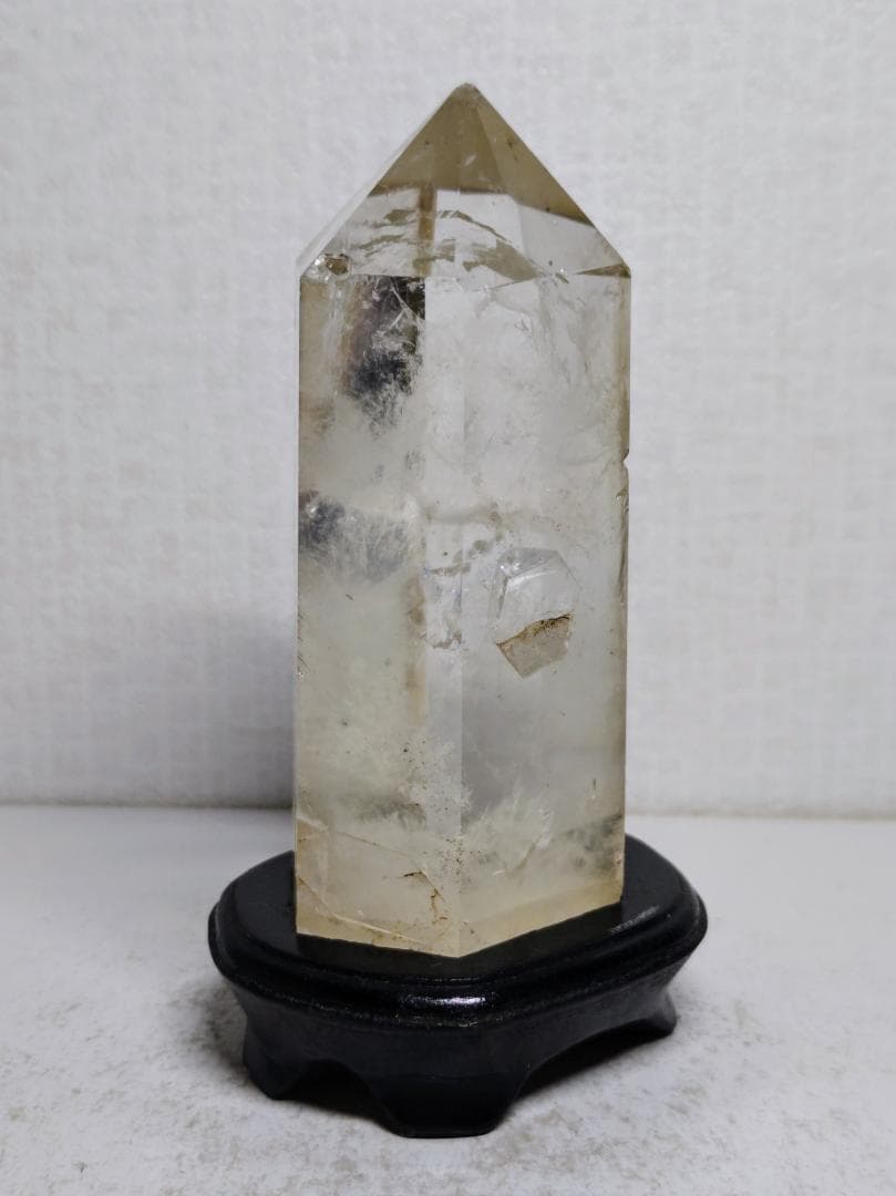 水晶 486g クォーツ 原石 鑑賞石 自然石 誕生石 宝石 鉱物 鉱石 水石