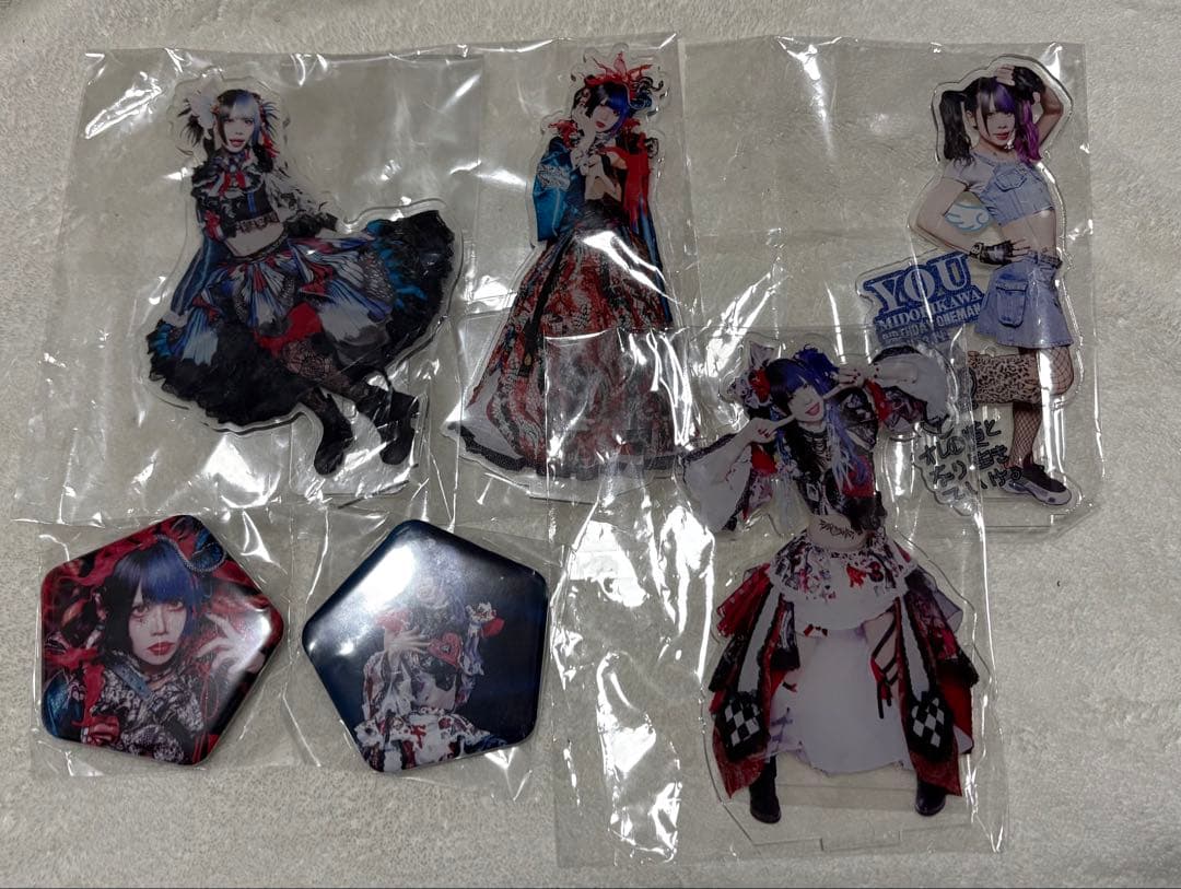 0.1gの誤算 アクリルスタンド アクスタ 缶バッジ 缶バッヂ