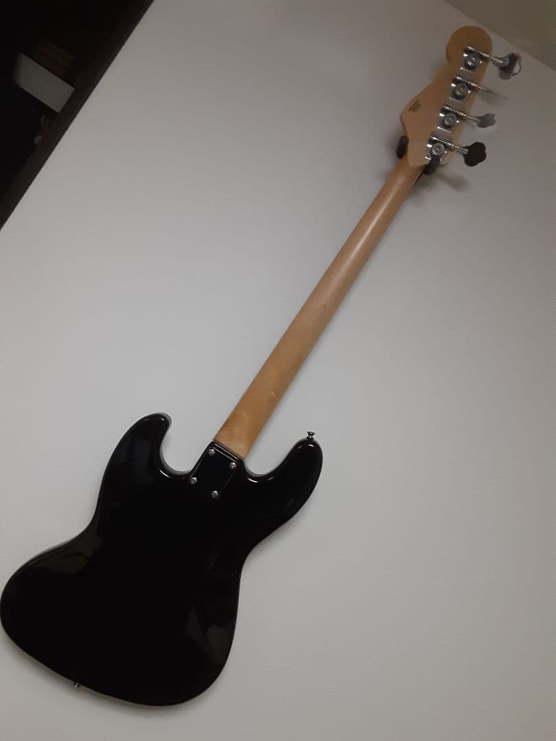 メルカリ便　島村楽器　Buskers バスカーズ　エレキジャズベース