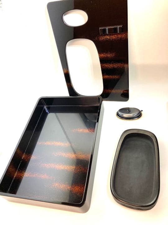 硯箱　桜と目白