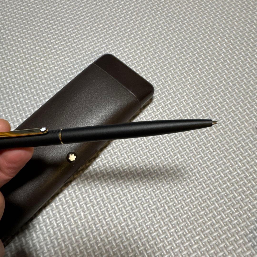新品未使用モンブラン ノック式シャープペンSライン黒ゴールド MONTBLANC