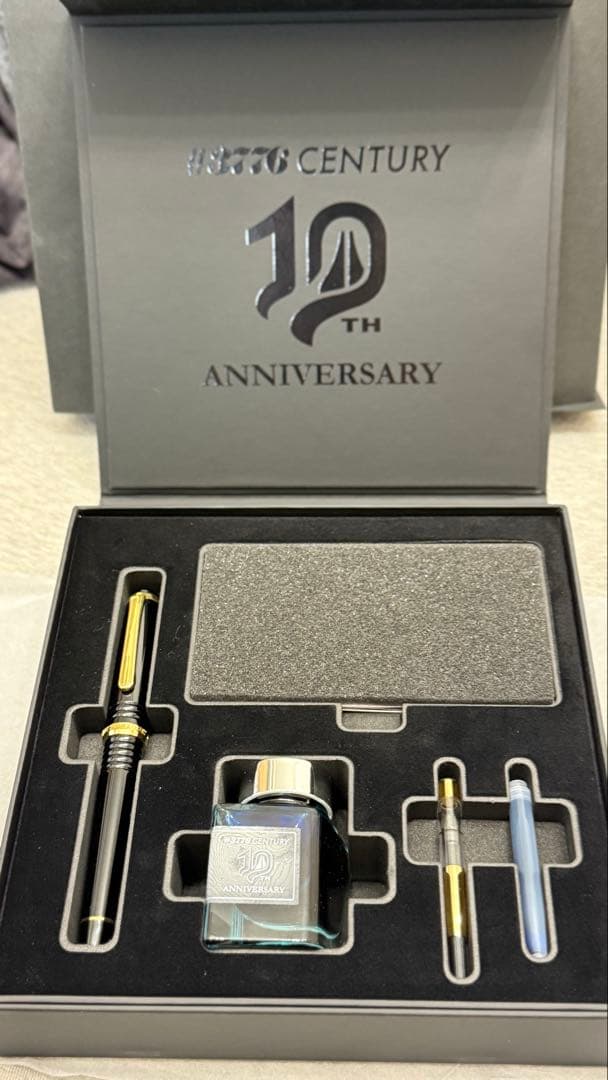 [新品]プラチナ万年筆 3776 10周年記念限定 ブラック ニブM ディケイド