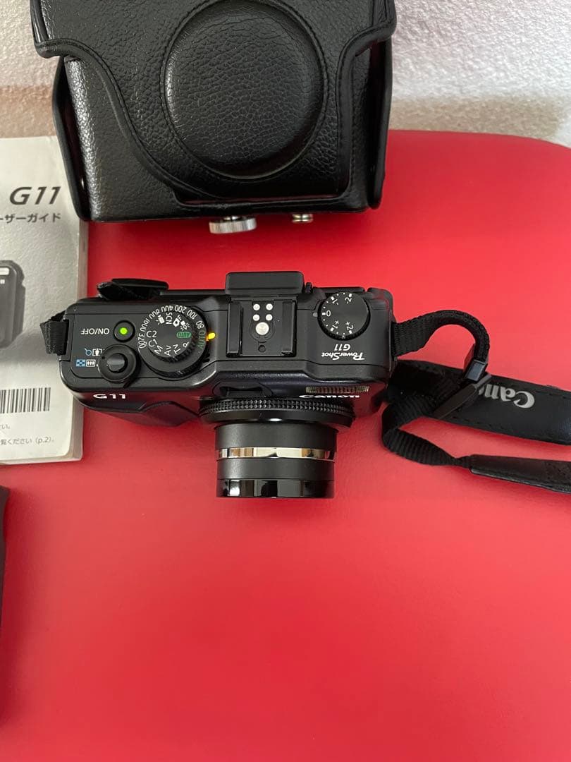 Canon PowerShot G11 本体と付属品