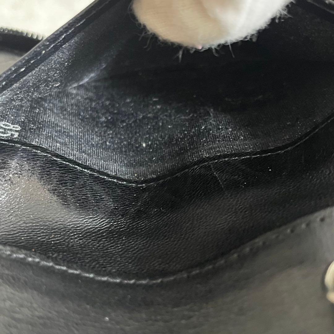 希少　PRADA プラダ　ラウンドジップ　キーケース　6連　レザー　ブラック