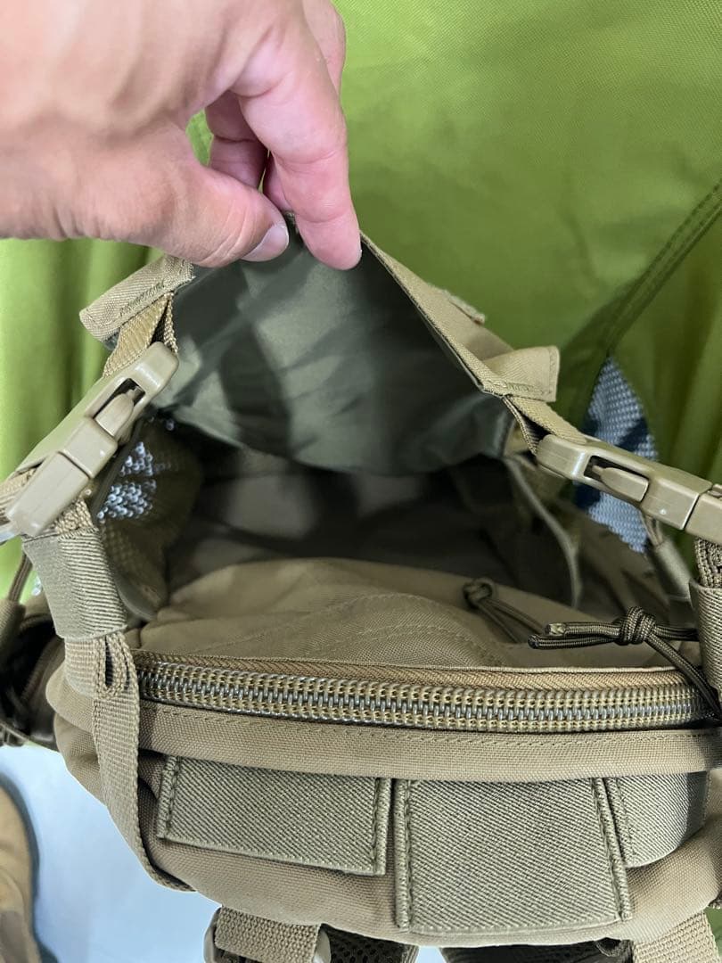 個人装備 WARRIOR ASSAULT Helmet Cargo Pack