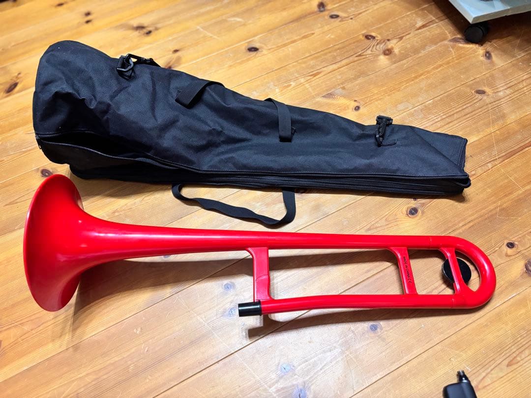 pBone ピーボーン プラスチック製トロンボーン