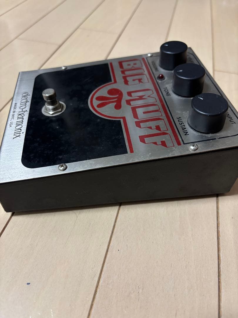 エレクトロハーモニックス BIG MUFF