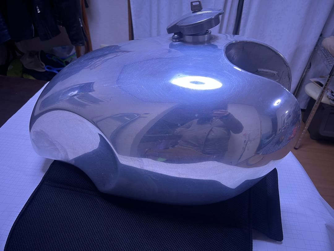 sr400 BSAアルミタンク　デイトナ