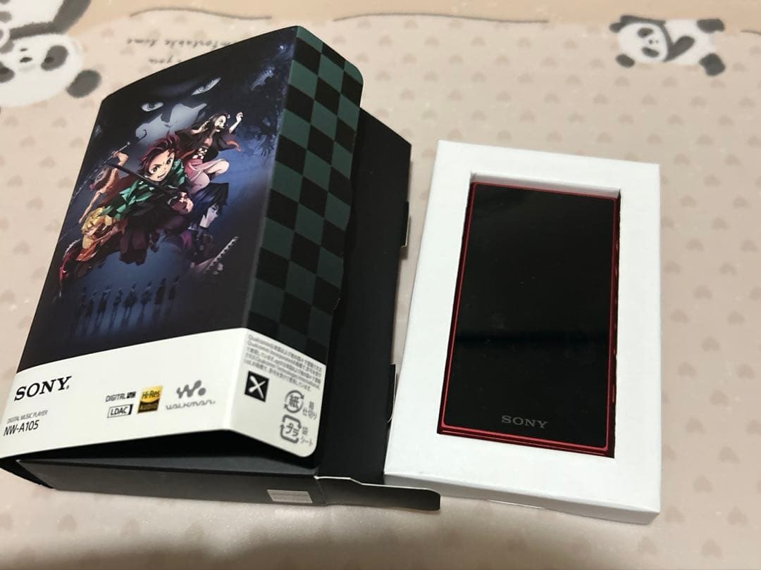 Ｎ*Ｋ様 新品未使用 鬼滅の刃コラボ ウォークマン NW-A105(レッド)