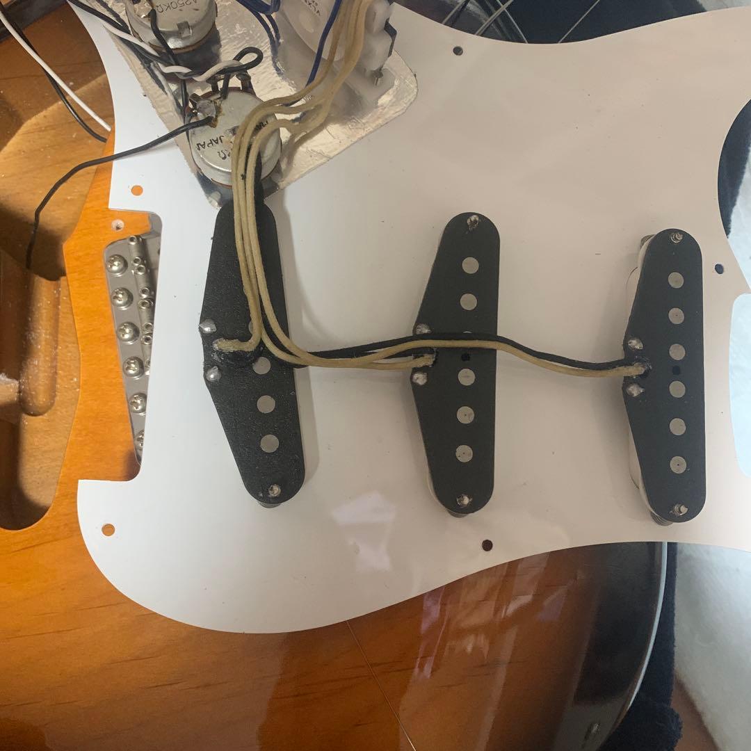 フェンダージャパン Ｒシリアル　ストラトキャスター