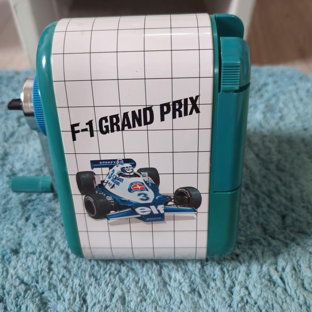 カール⚪ピラミッドえんぴつけずり⚪グリーン【新品　未使用品】