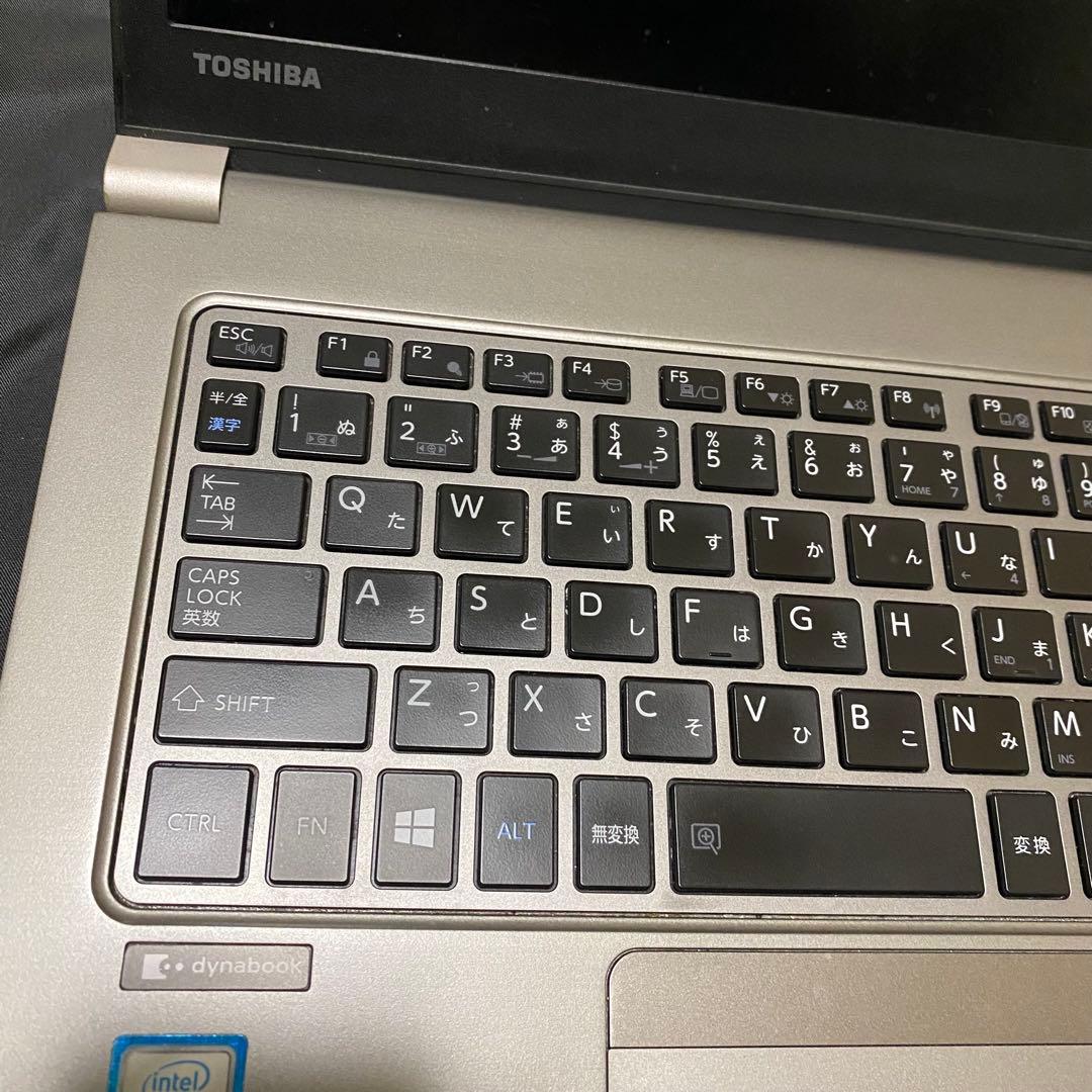 【第8世代】ノートパソコン dynabook R63/DN i7-8650U