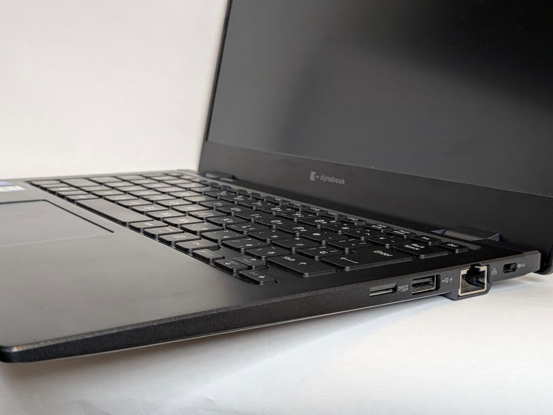 第11世代Core i5 Dynabook G83/HS A71