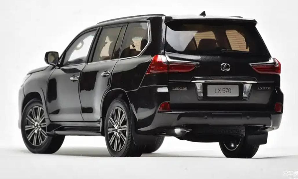 KYOSHO 1/18 レクサス LX570 ミニカー 模型完成品ブラック