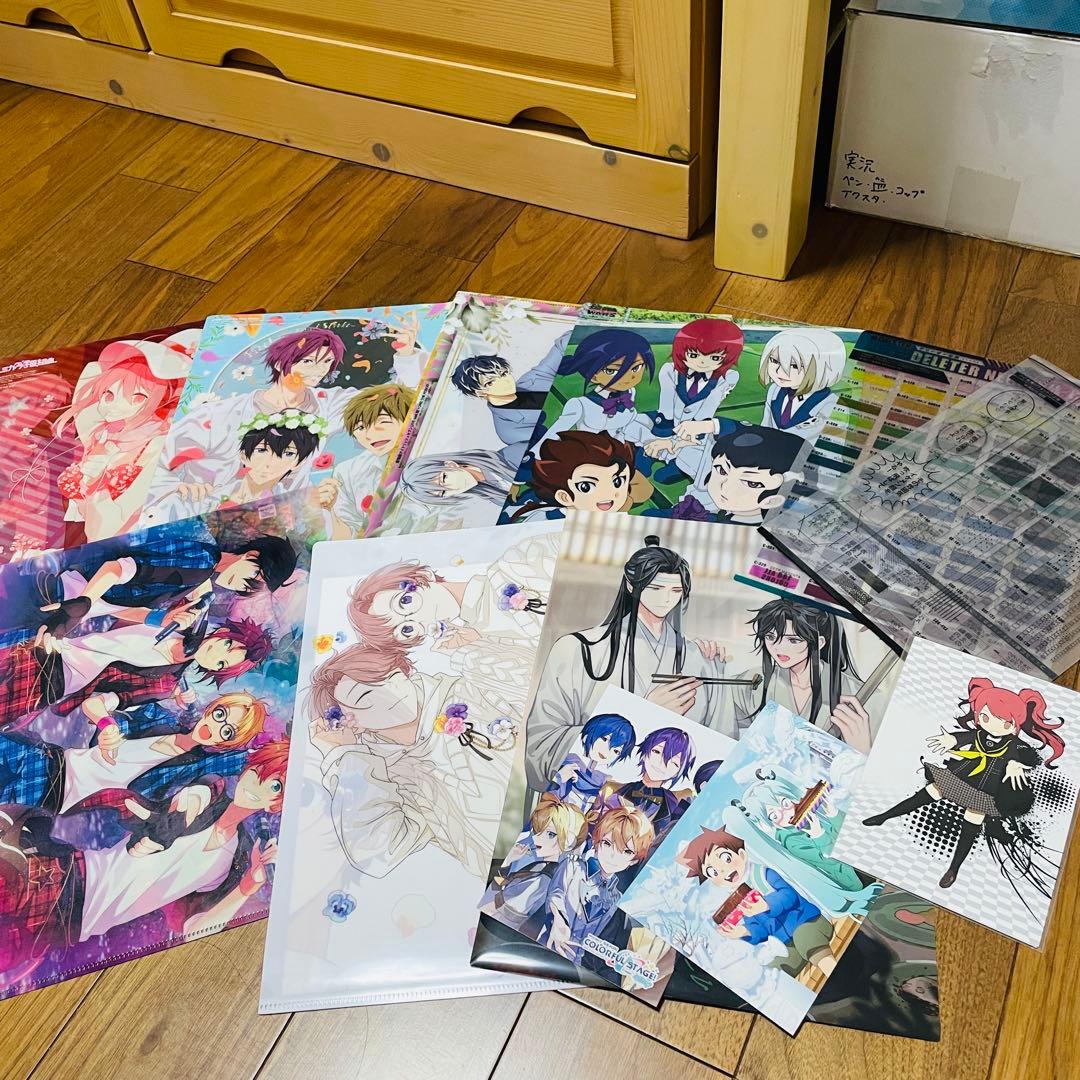 アニメ雑誌　ポスター　クリアファイル　ポストカード　まとめ売り
