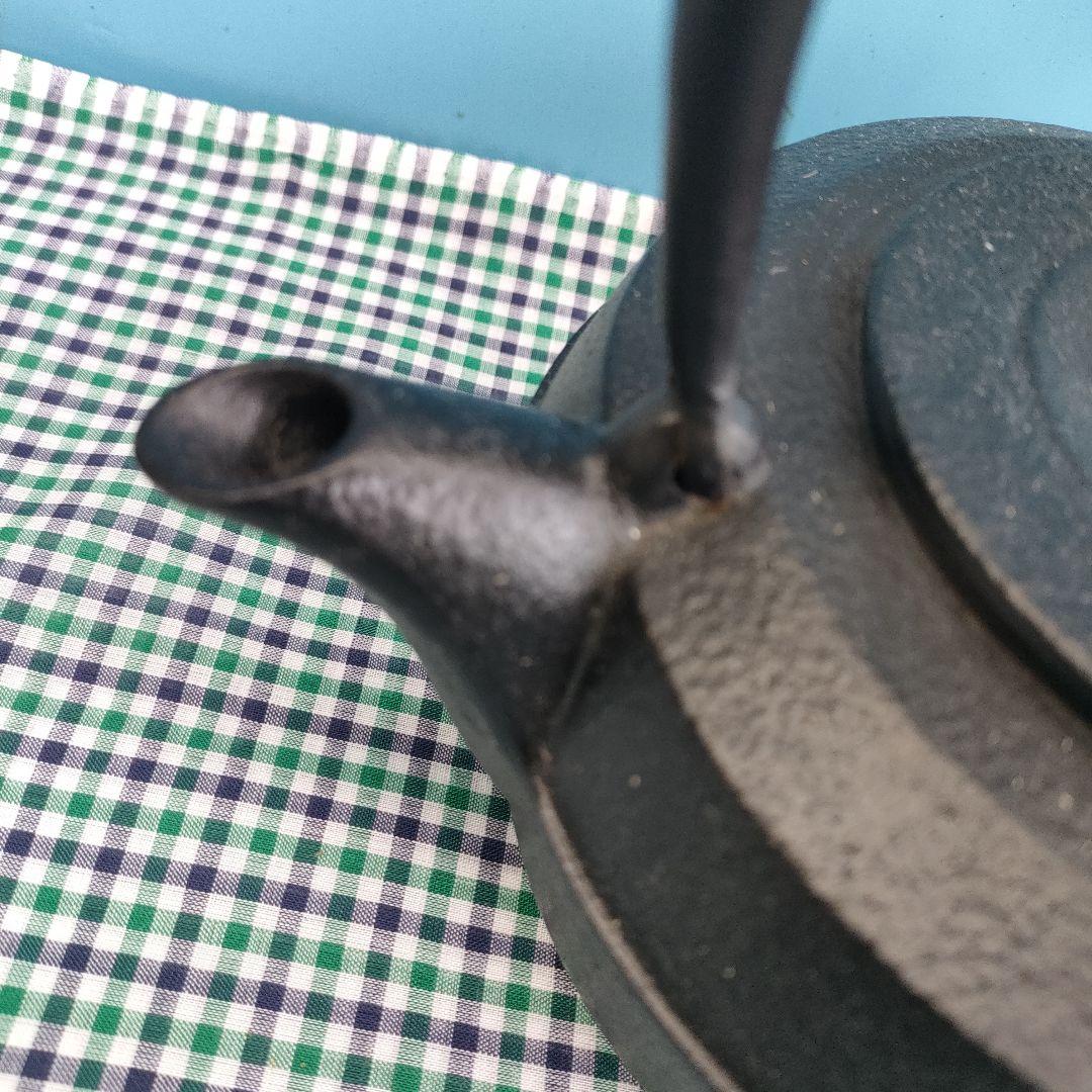 岩鋳鉄瓶　黒焼付 ケトルバウム1.1L