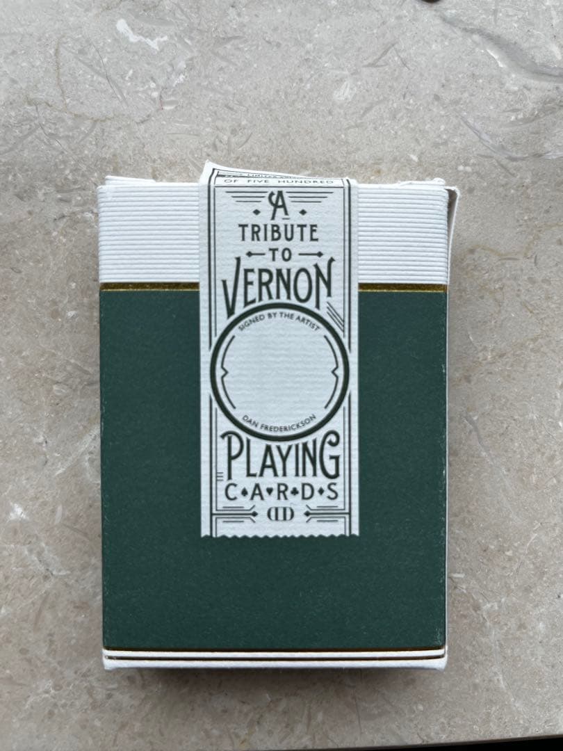 トランプ A TRIBUTE TO VERNON PLAYING CARDS
