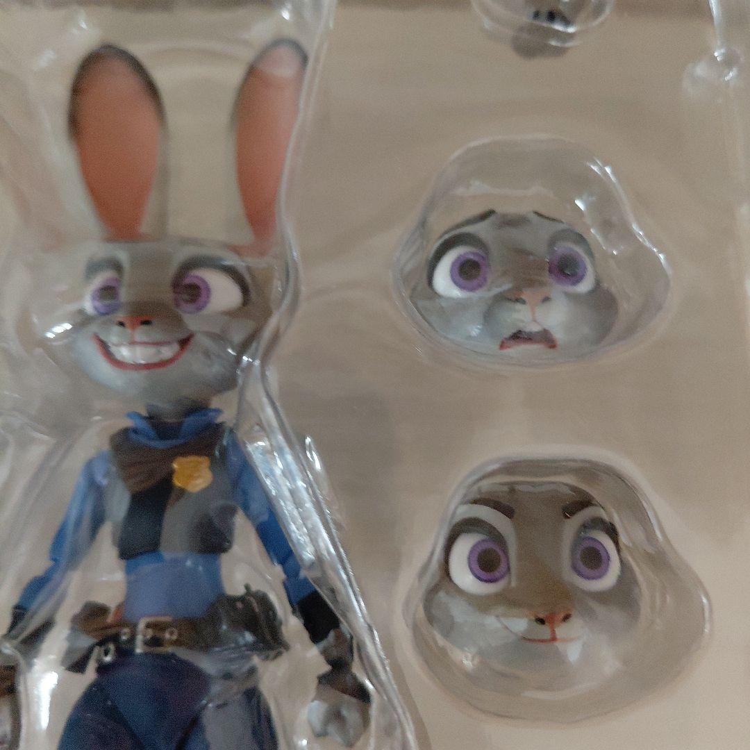 ぴ*ん様 ズートピア　リボルテック ジュディ・ホップス ムービーリボ　フィギュア