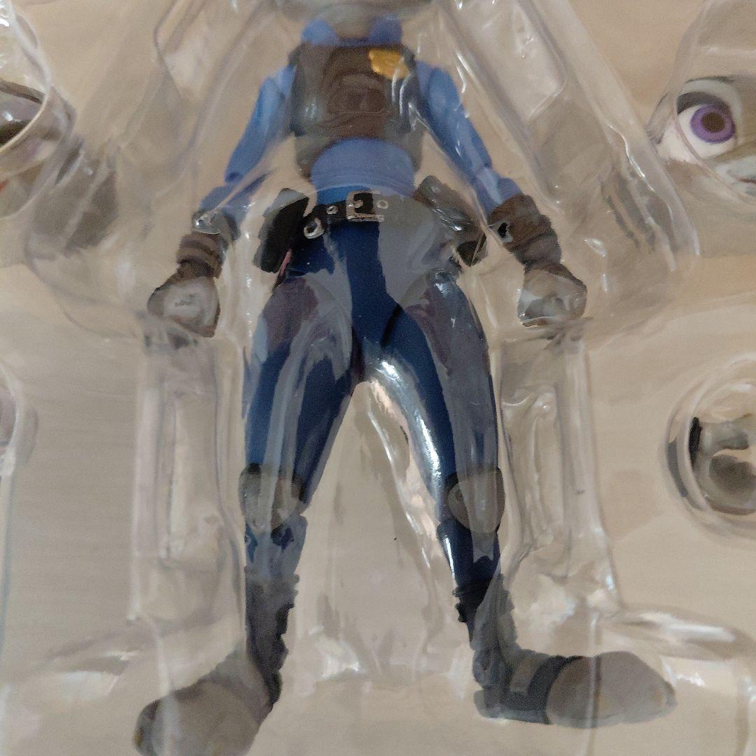 ぴ*ん様 ズートピア　リボルテック ジュディ・ホップス ムービーリボ　フィギュア