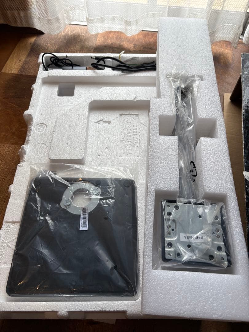 AOPEN 27HC5RZbmiiphx 240hz 27インチ湾曲モニター