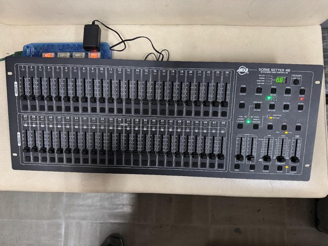 ADJ SCENE SETTER 48 DMXコントローラー