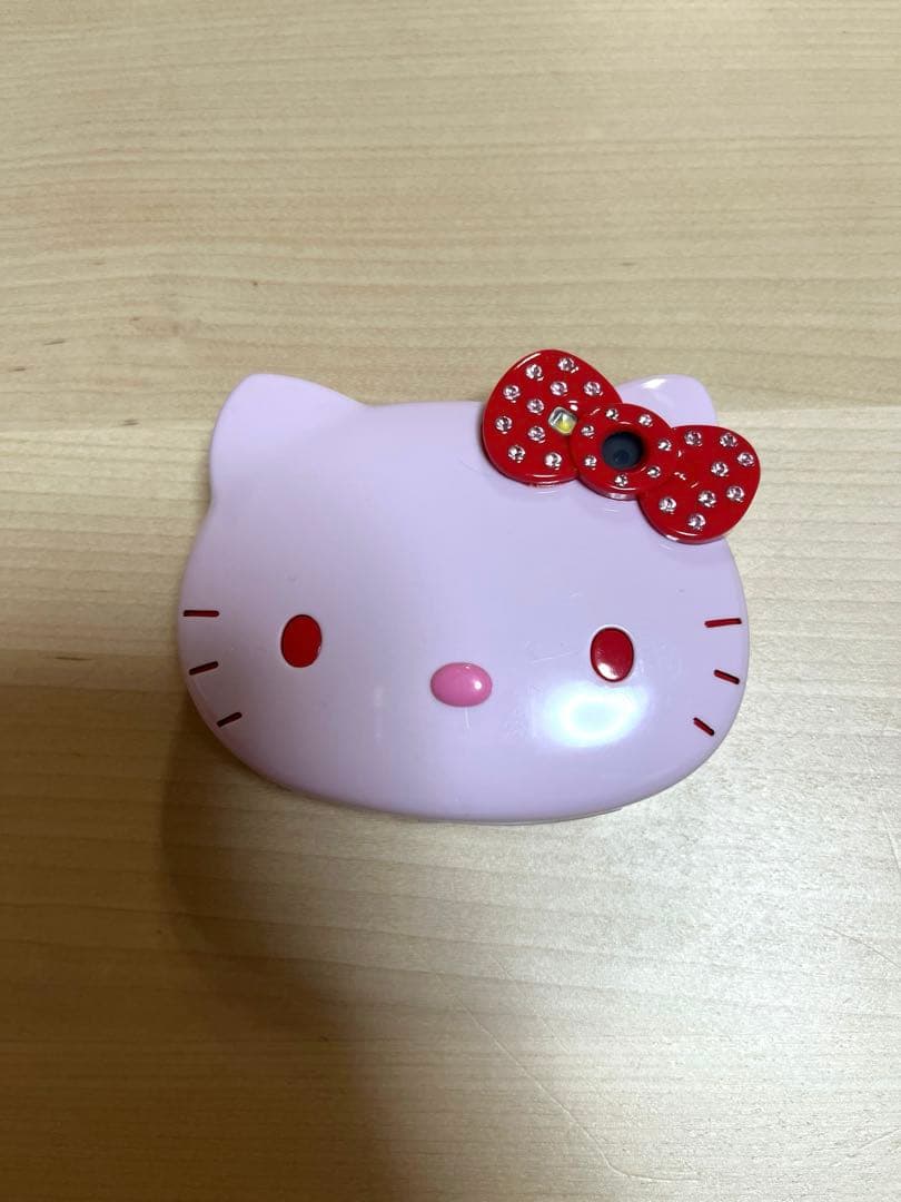 ハローキティ　フェイス形デジタルカメラ