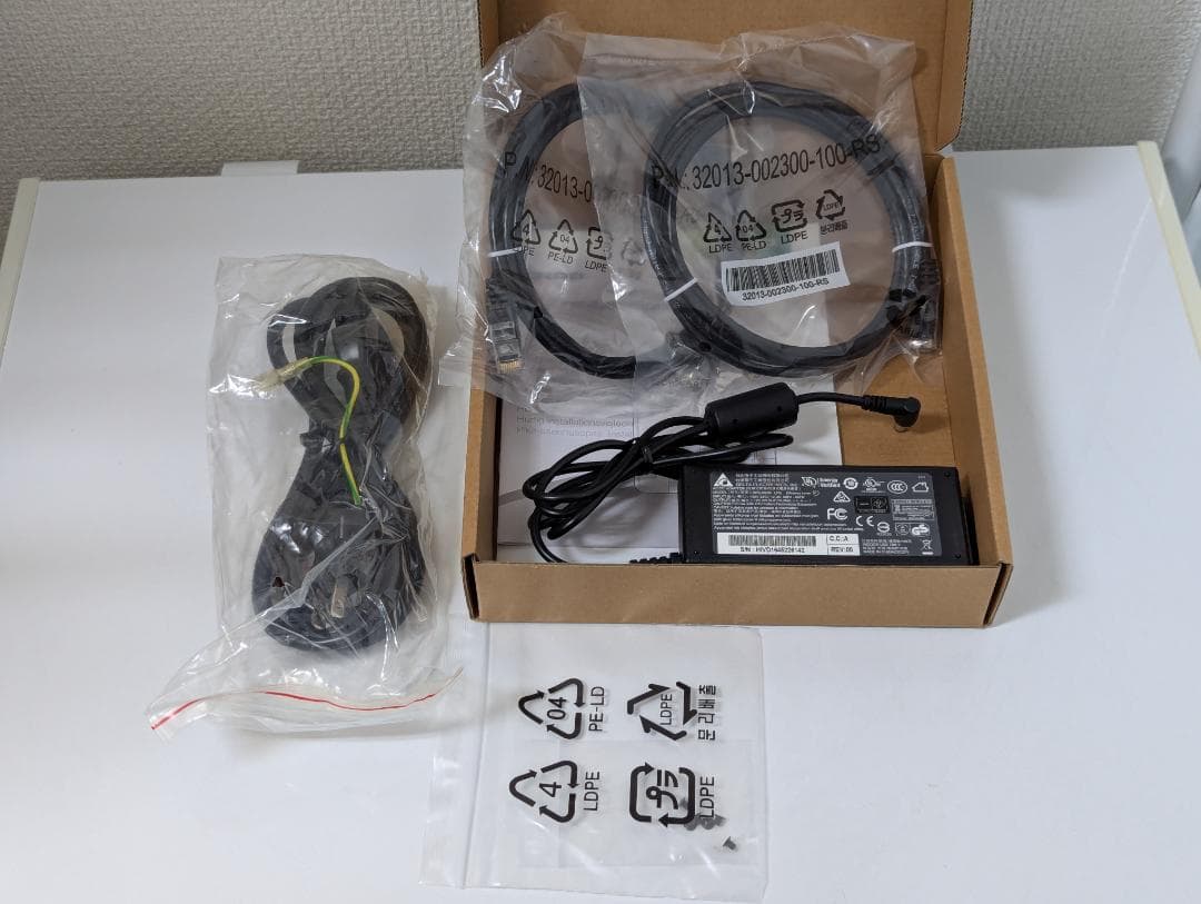 QNAP TS-231P + HDD 6TB 2台