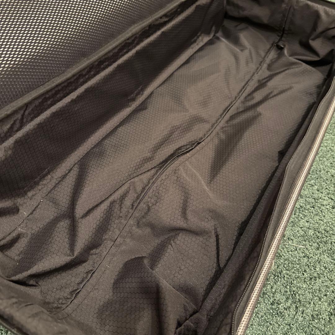 TUMI製2輪キャリーケース大