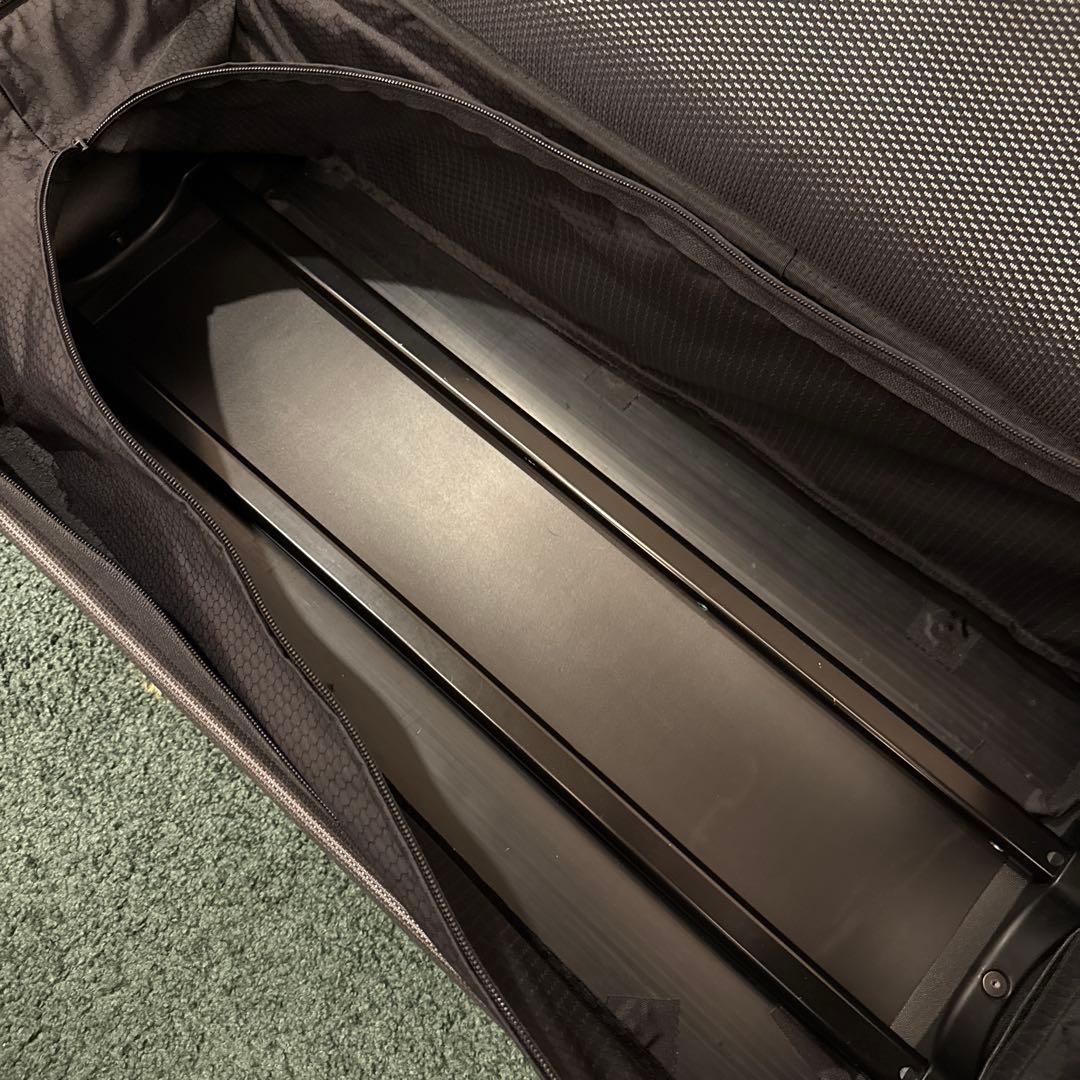 TUMI製2輪キャリーケース大