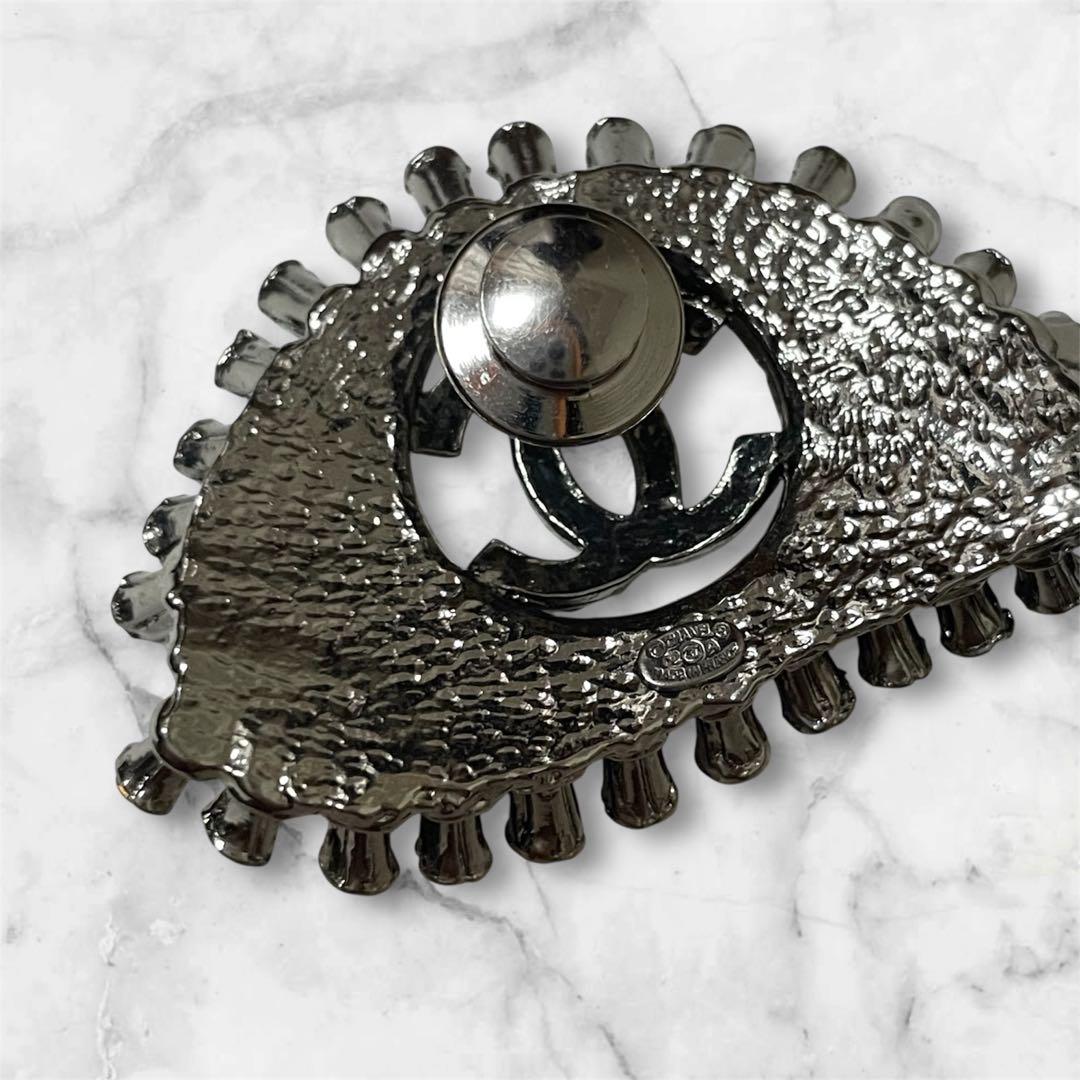 希少 レア CHANEL 02AW 涙 瞳 ブローチ