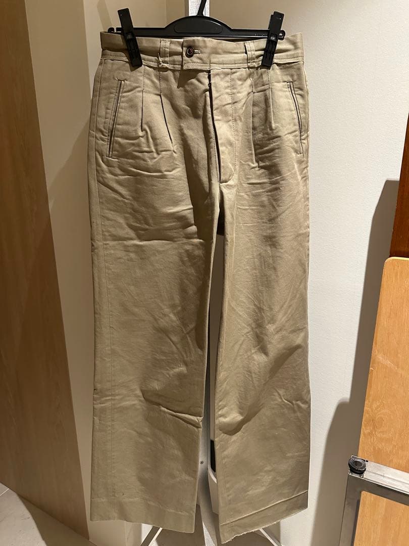 メゾンマルジェラ　ベージュ チノパン