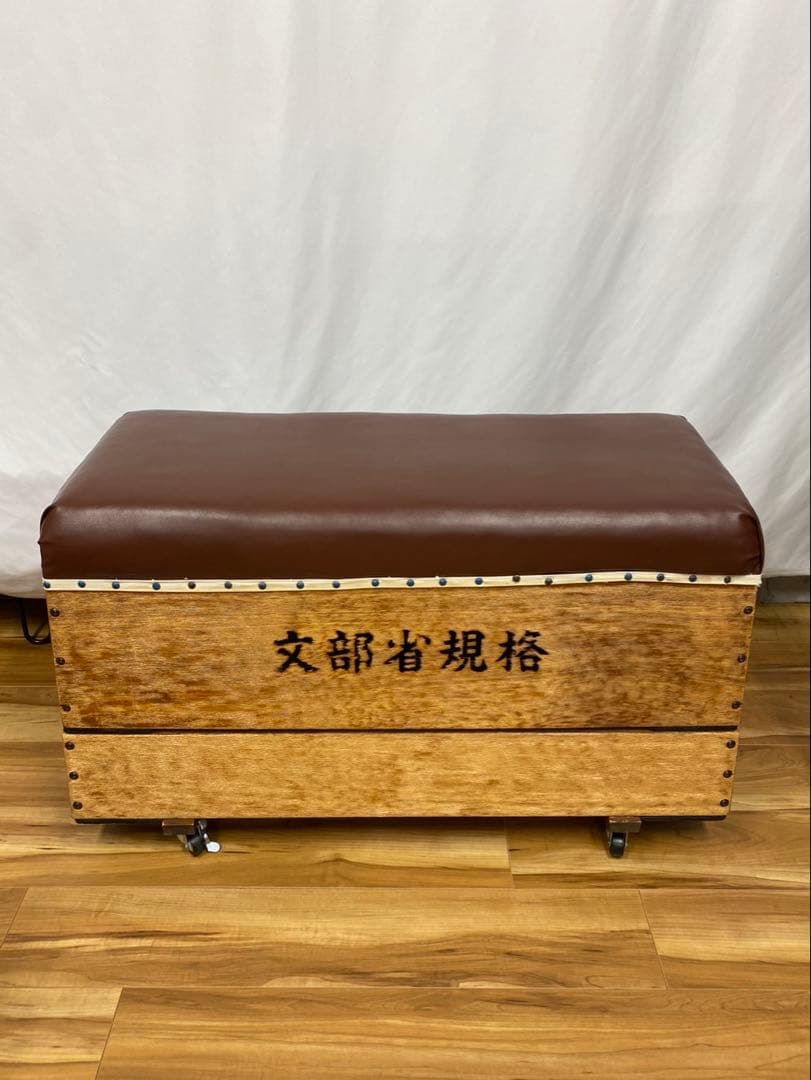 跳び箱をリメイク収納可能テーブルと椅子セット