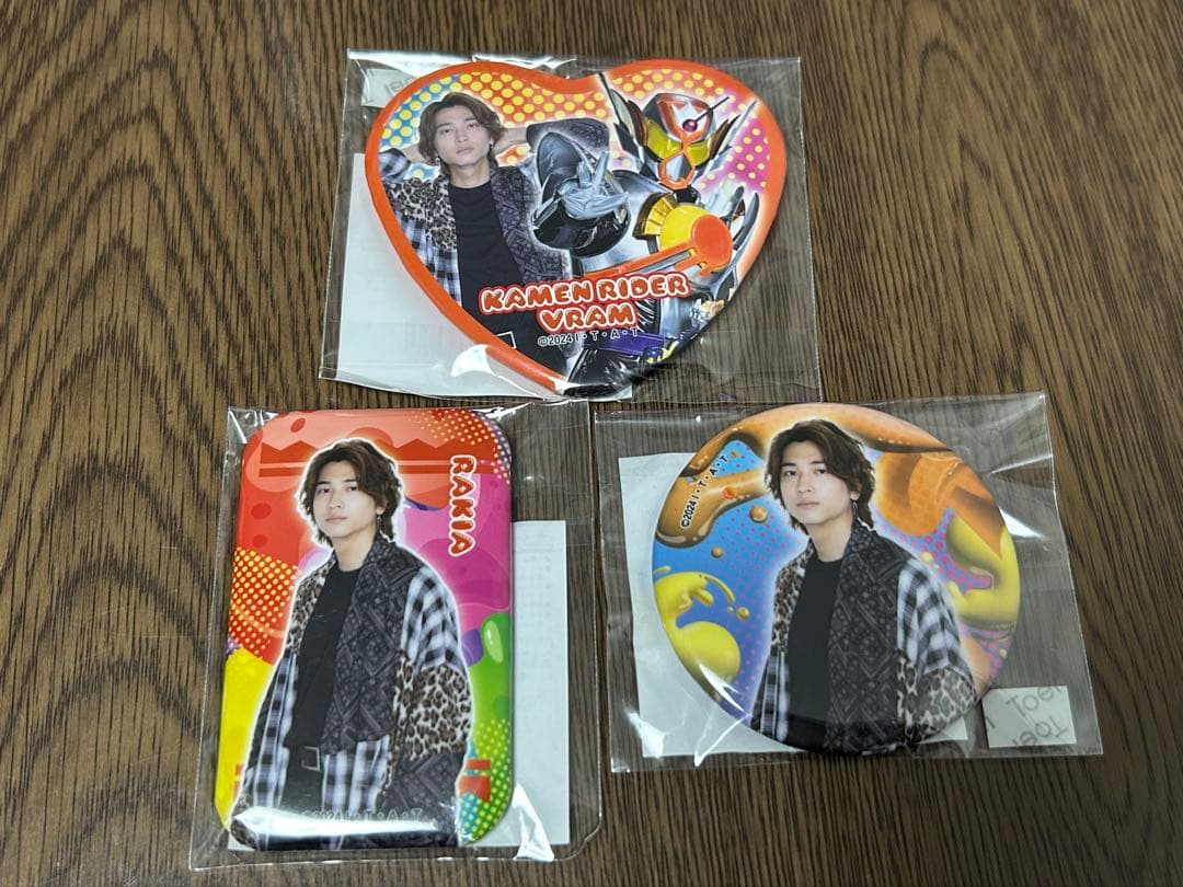 仮面ライダー ガヴ 東映オンラインストア 缶バッジ