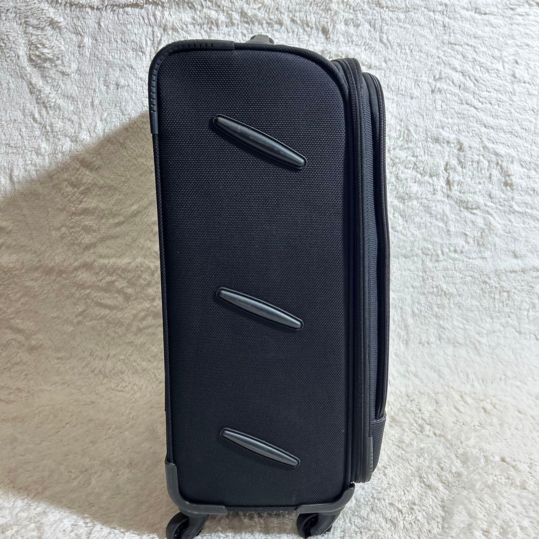 【美品】PLUS ONE LUGGAGE 縦型ソフトキャリー　60L