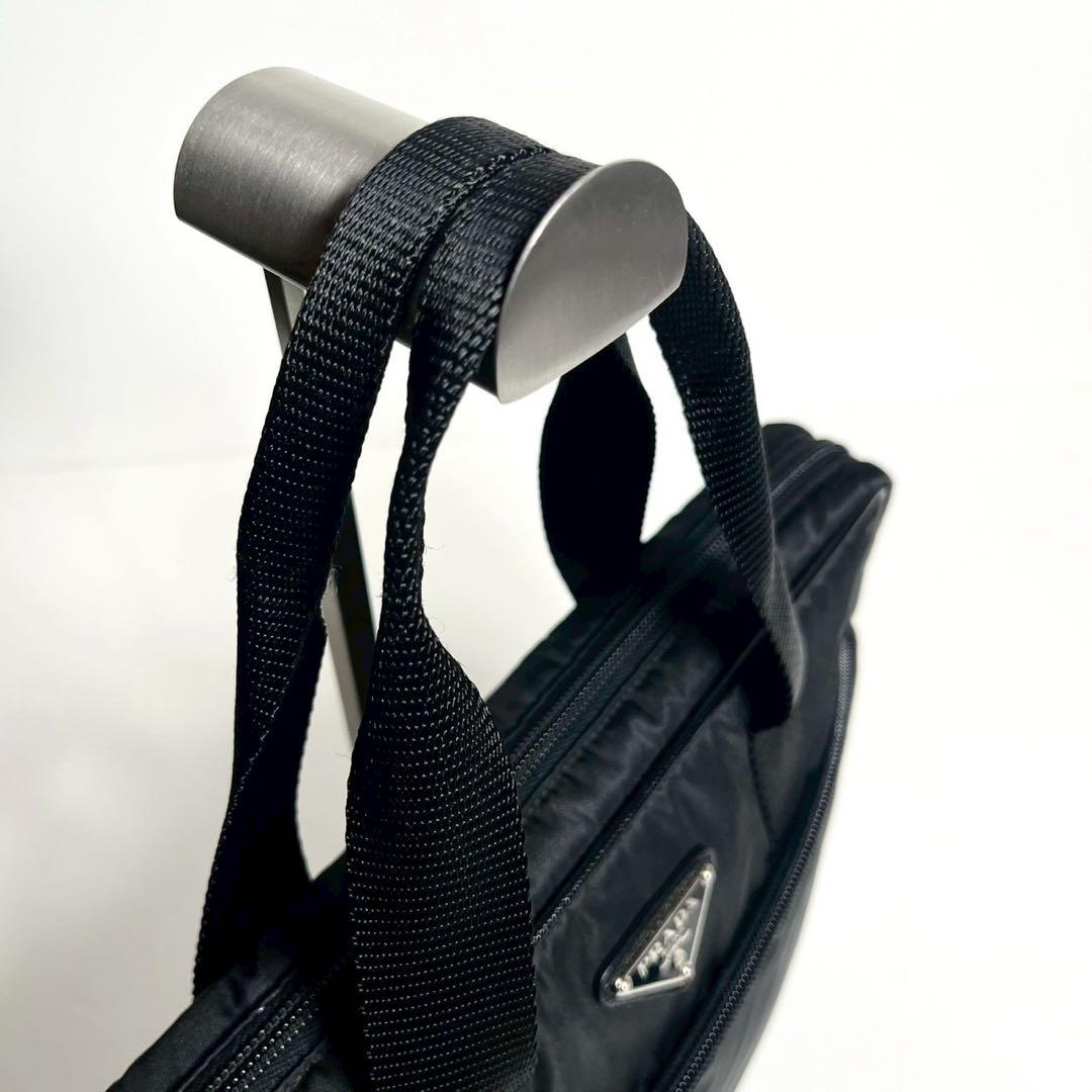 【現行型・未使用に近い】プラダ ビジネスバッグ サフィアーノレザー Gカード付き