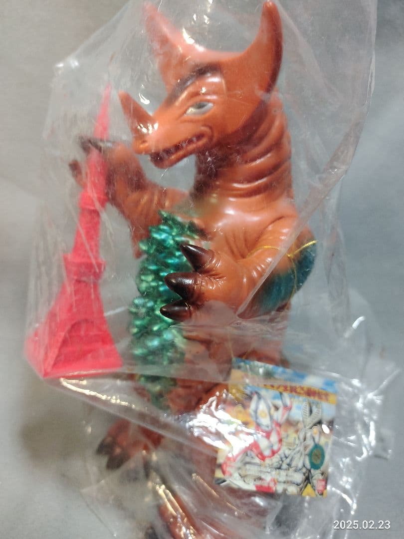 昭和レトロ 1991年ブルマァク ジャイアントゴモラソフビ復刻版怪獣東京タワー付