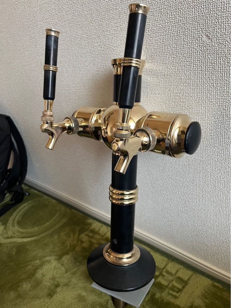 ビールサーバー 卓上タイプ 黒と金