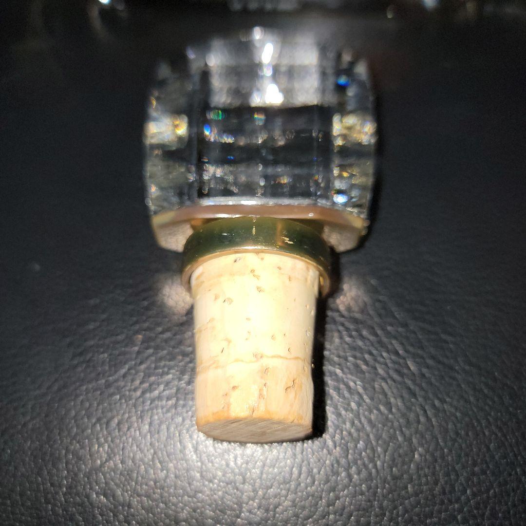 リシャールヘネシー正規品 700ml バカラ製空き瓶、化粧箱、外箱あり