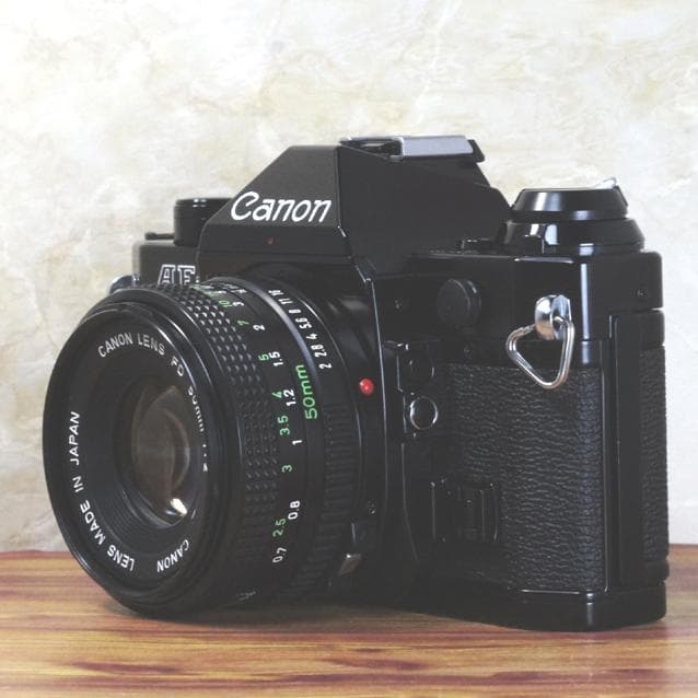 整備済完動品 Canon AE-1 PROGRAM + NEW FD 50mm