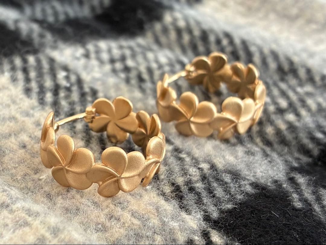 【Manoalinoフープピアス】