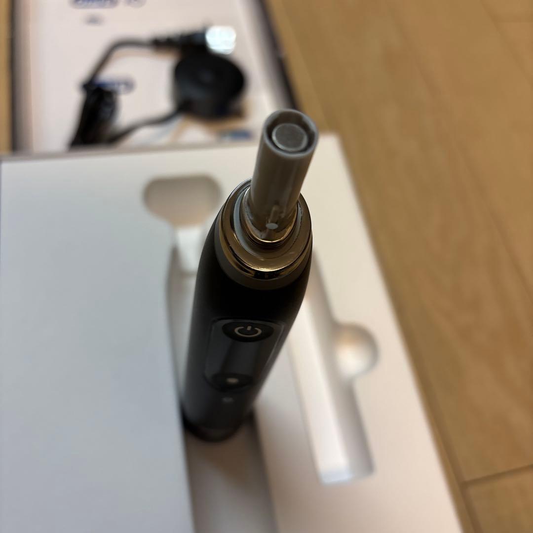 ブラウン iO9ブラックオニキス　電動歯ブラシ IOM92J22ACBK-W
